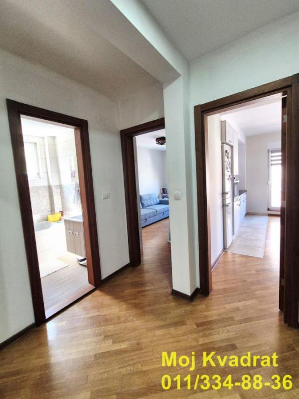 Stan na prodaju u Beogradu, Mirijevo, trosoban, 78m2, cena 218400 evra