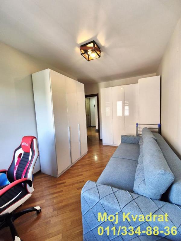 Stan na prodaju u Beogradu, Mirijevo, trosoban, 78m2, cena 218400 evra