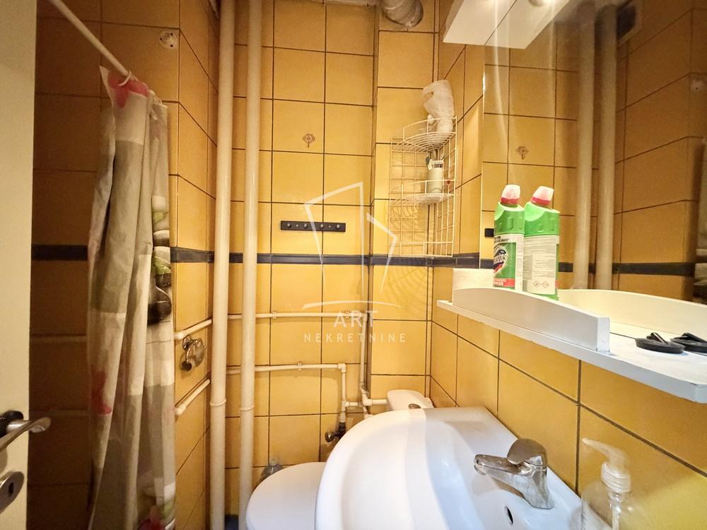 Stan na prodaju u Beogradu, Novi Beograd, jednosoban, 33m2, cena 135000 evra