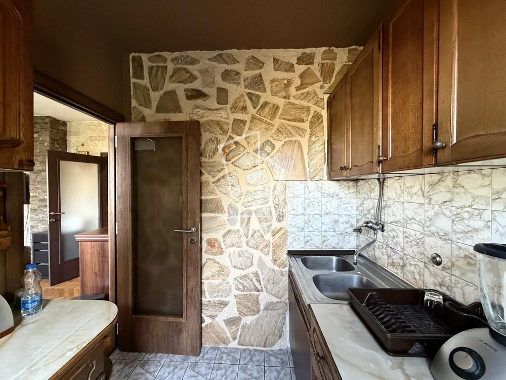 Stan na prodaju u Beogradu, Dedinje, cetvorosoban, 80m2, cena 285000 evra