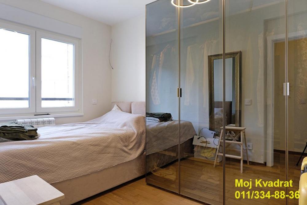 Stan na prodaju u Beogradu, Olimp, dvoiposoban, 54m2, cena 212000 evra