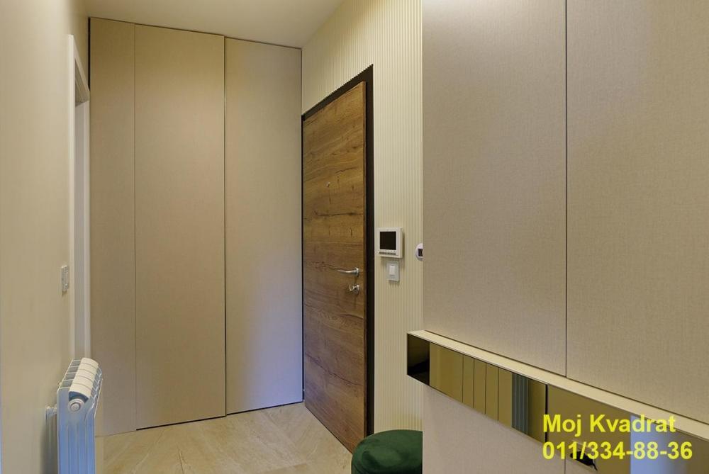 Stan na prodaju u Beogradu, Olimp, dvoiposoban, 54m2, cena 212000 evra