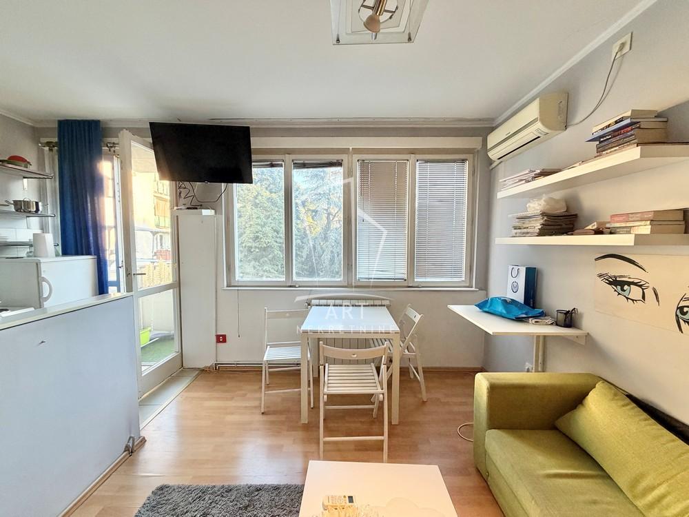 Stan na prodaju u Beogradu, Banovo brdo, jednosoban, 29m2, cena 128000 evra