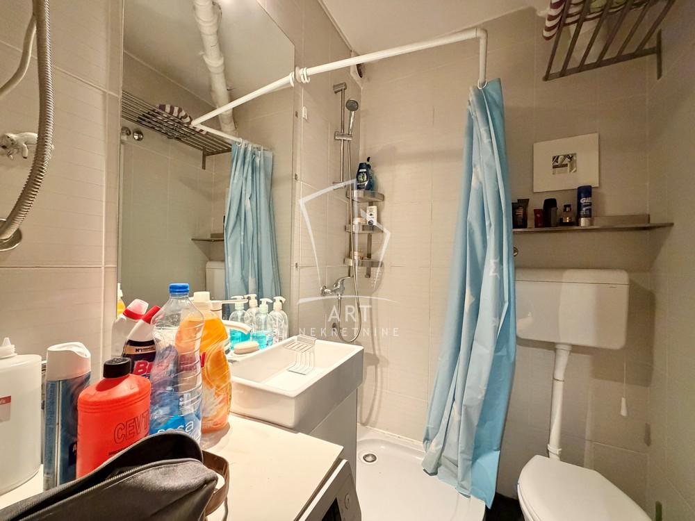 Stan na prodaju u Beogradu, Banovo brdo, jednosoban, 29m2, cena 128000 evra