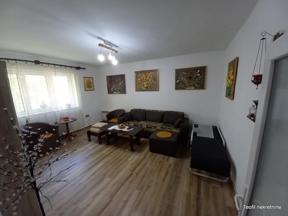 Stan na prodaju u Beogradu, Pašino brdo, dvoiposoban, 70m2, cena 232000 evra