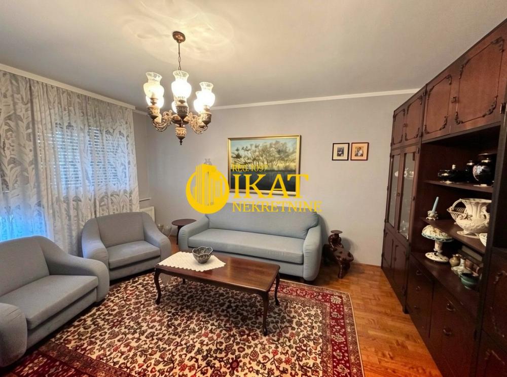 Stan na prodaju u Beogradu, Zemun, dvoiposoban, 75m2, cena 343000 evra