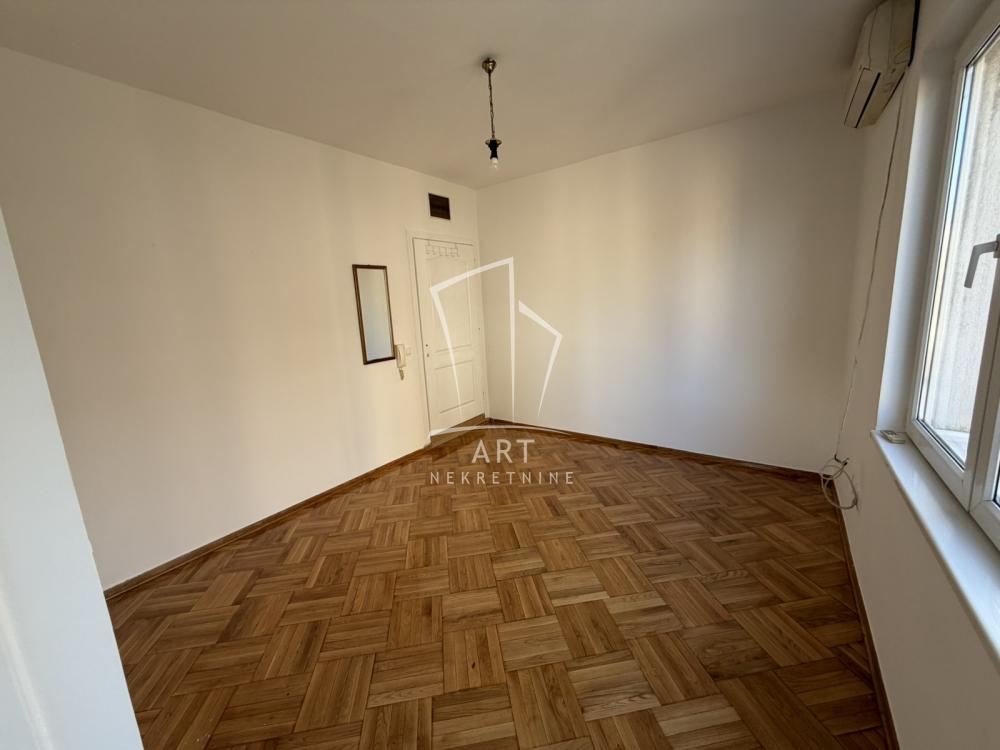 Stan na prodaju u Beogradu, Pašino brdo, 20m2, cena 95000 evra