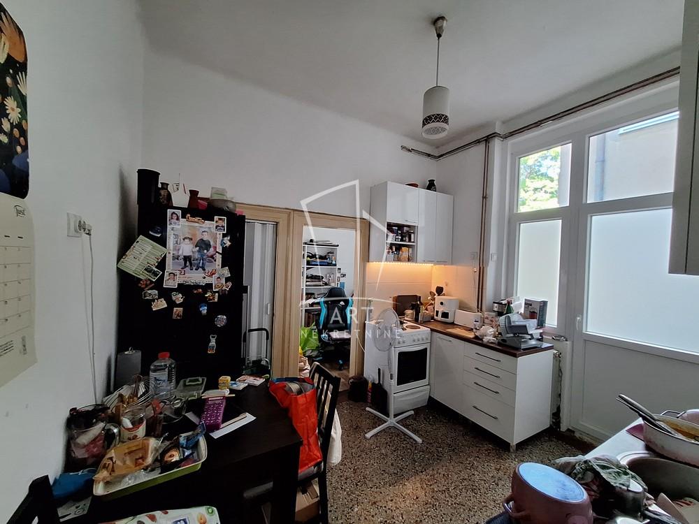 Stan na prodaju u Beogradu, Stari grad, troiposoban, 85m2, cena 357000 evra