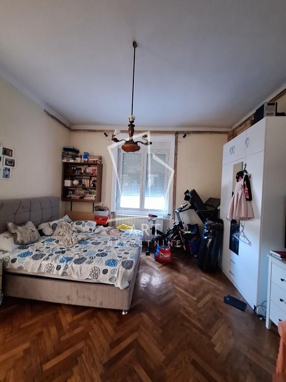 Stan na prodaju u Beogradu, Stari grad, troiposoban, 85m2, cena 357000 evra