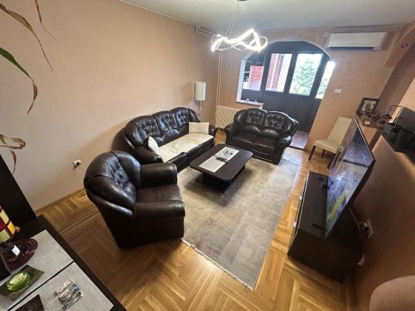 Stan na prodaju u Beogradu, Labudovo brdo, cetvorosoban, 100m2, cena 225000 evra