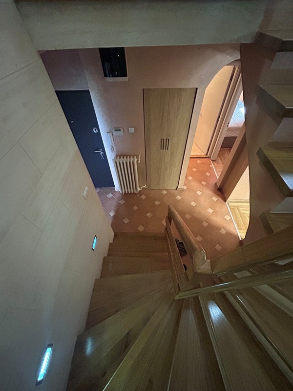 Stan na prodaju u Beogradu, Labudovo brdo, cetvorosoban, 100m2, cena 225000 evra