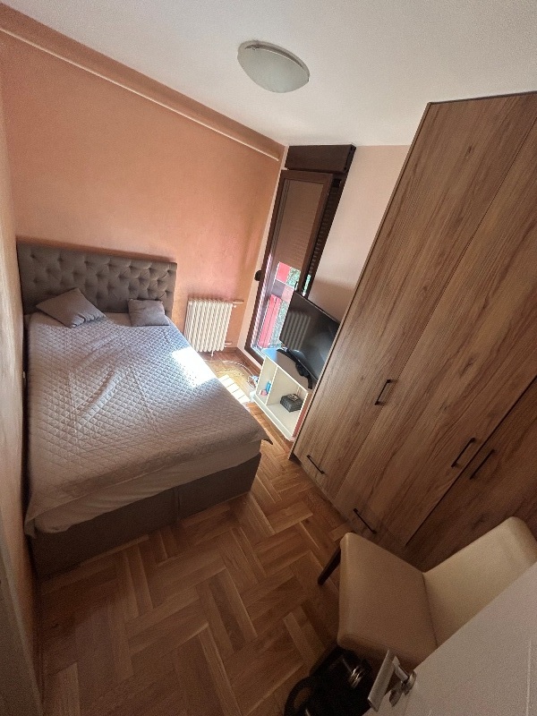 Stan na prodaju u Beogradu, Labudovo brdo, cetvorosoban, 100m2, cena 225000 evra