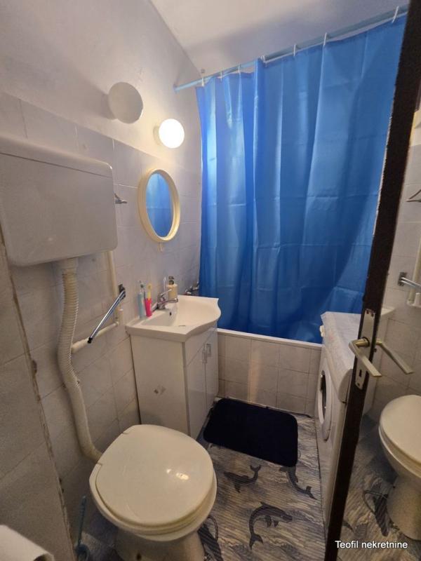 Stan na prodaju u Beogradu, Kumodraž, trosoban, 62m2, cena 167900 evra