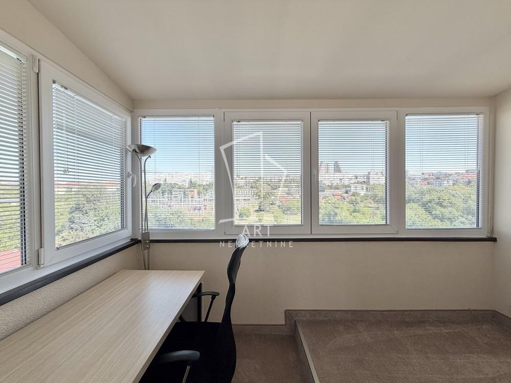 Stan na prodaju u Beogradu, Voždovac, 140m2, cena 390000 evra
