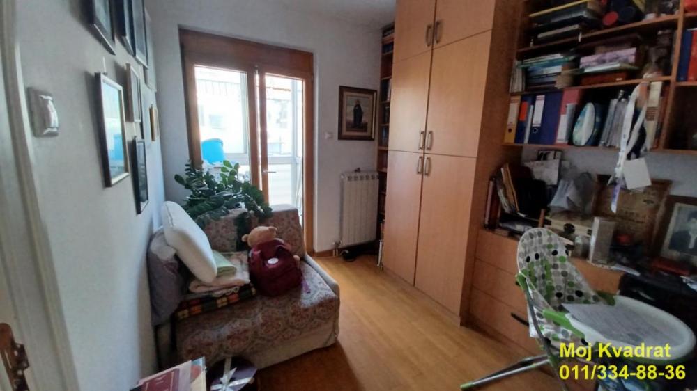 Stan na prodaju u Beogradu, Kalenić pijaca, 123m2, cena 615000 evra