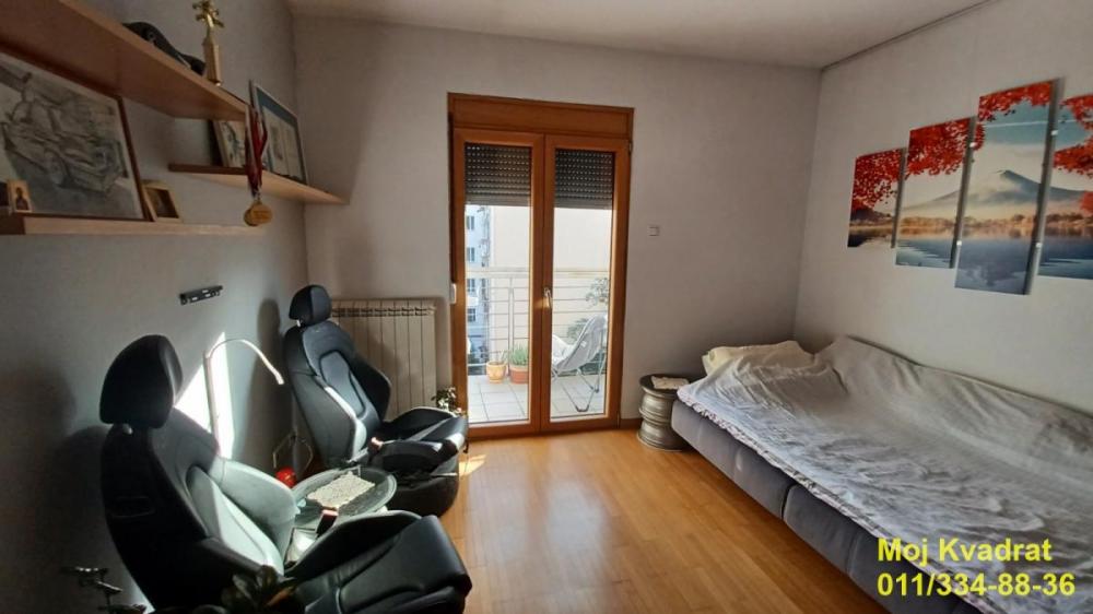 Stan na prodaju u Beogradu, Kalenić pijaca, 123m2, cena 615000 evra
