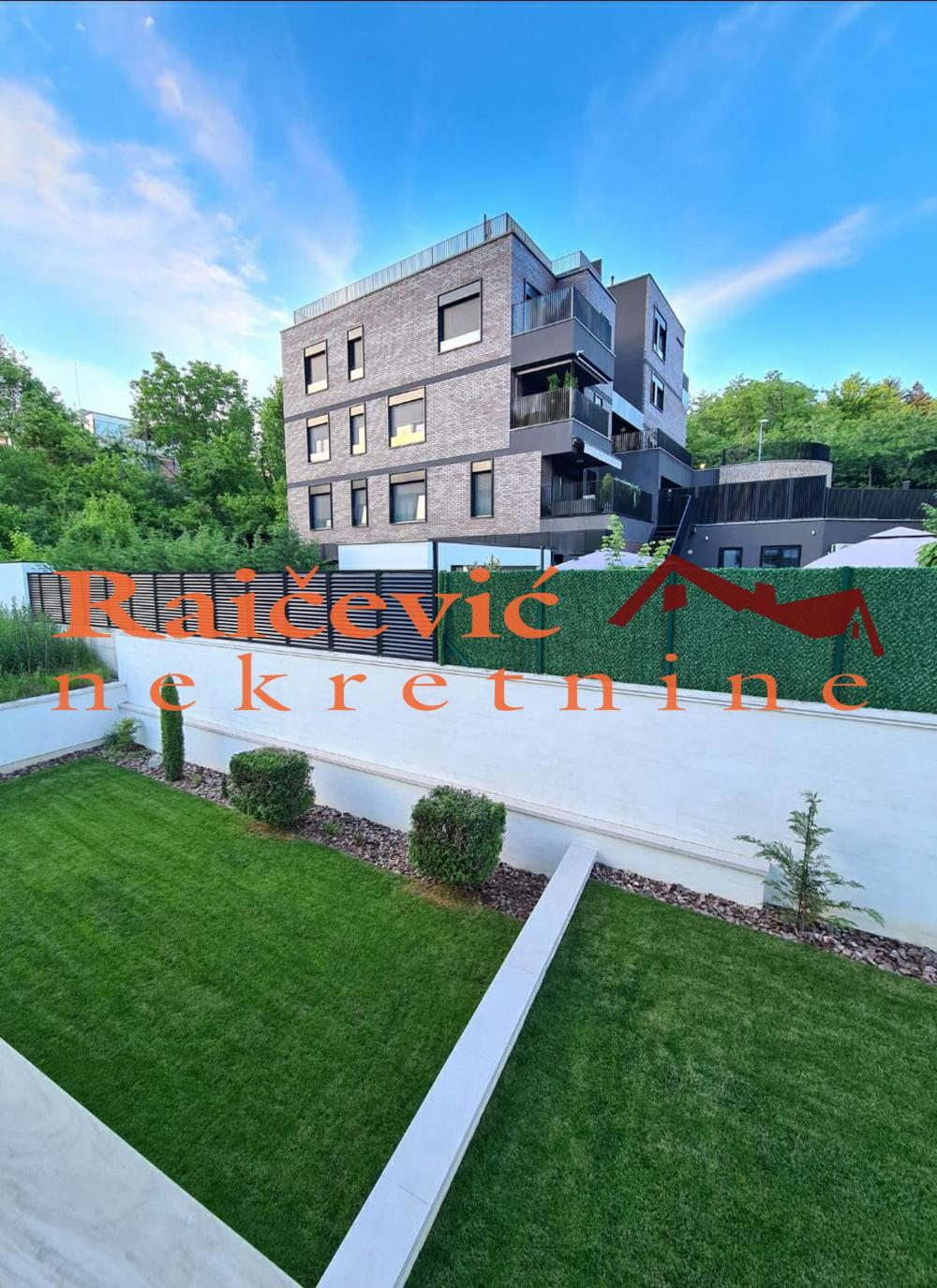 Stan na prodaju u Beogradu, Dedinje, cetvorosoban, 180m2, cena 900000 evra