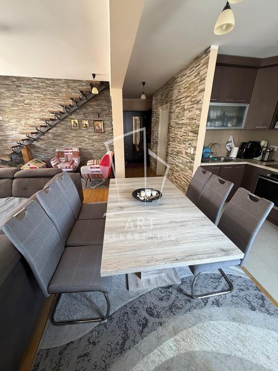 Stan na prodaju u Beogradu, Cvetanova ćuprija, cetvorosoban, 101m2, cena 258000 evra