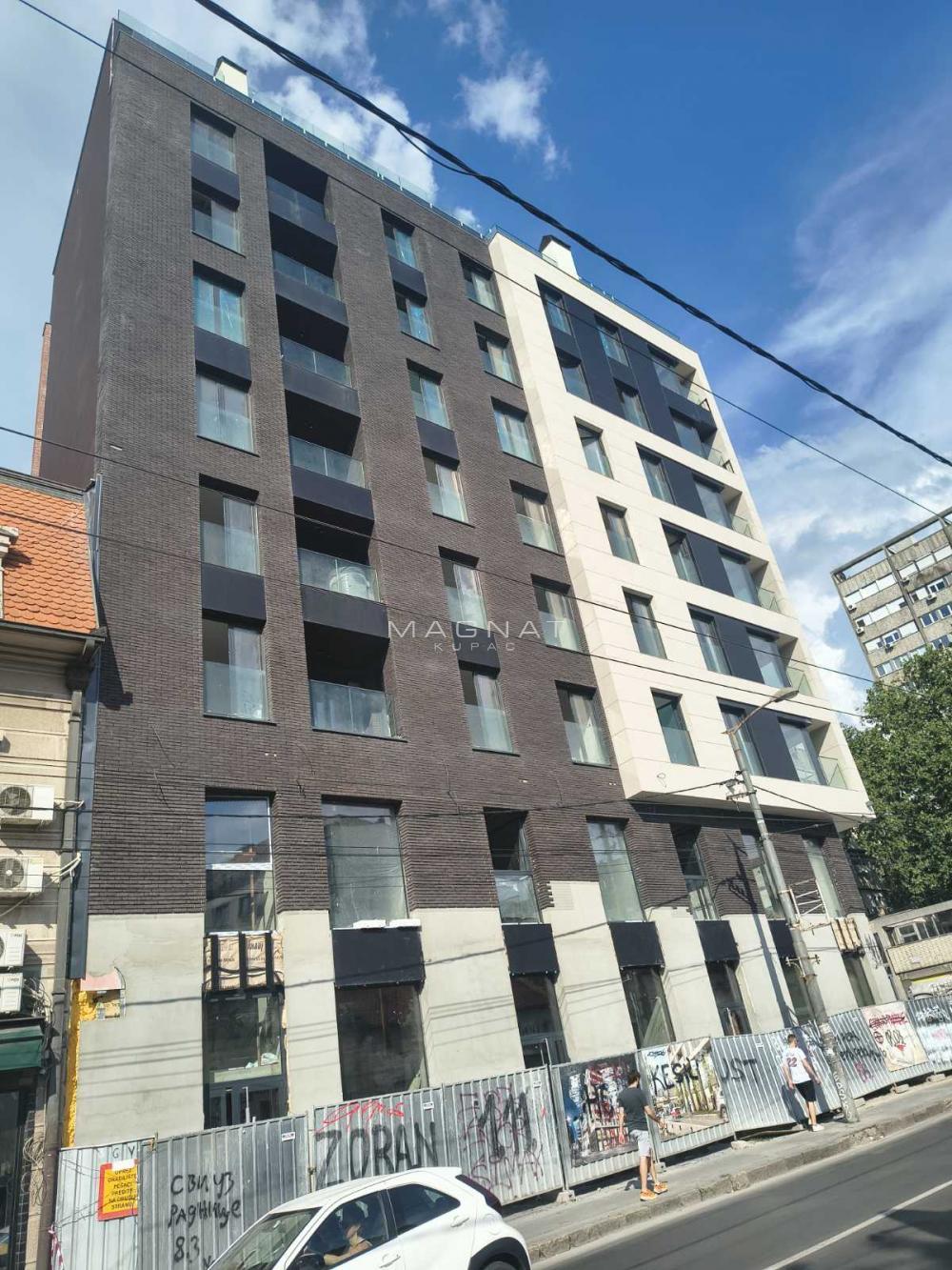 Stan na prodaju u Beogradu, Vračar, dvoiposoban, 67m2, cena 425000 evra