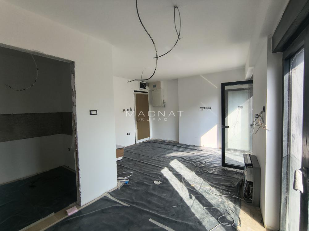 Stan na prodaju u Beogradu, Vračar, dvoiposoban, 67m2, cena 425000 evra