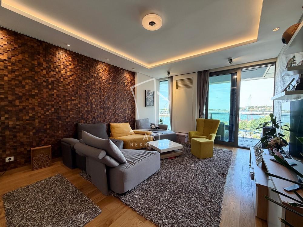 Stan na prodaju u Beogradu, Beograd na vodi, trosoban, 89m2, cena 729000 evra