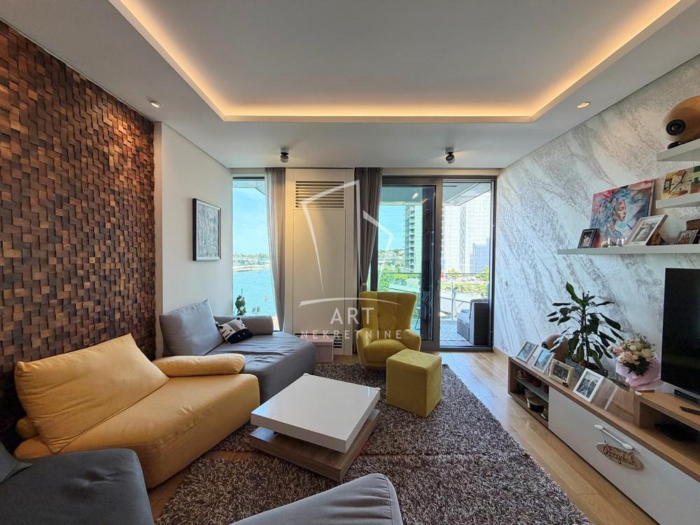 Stan na prodaju u Beogradu, Beograd na vodi, trosoban, 89m2, cena 729000 evra