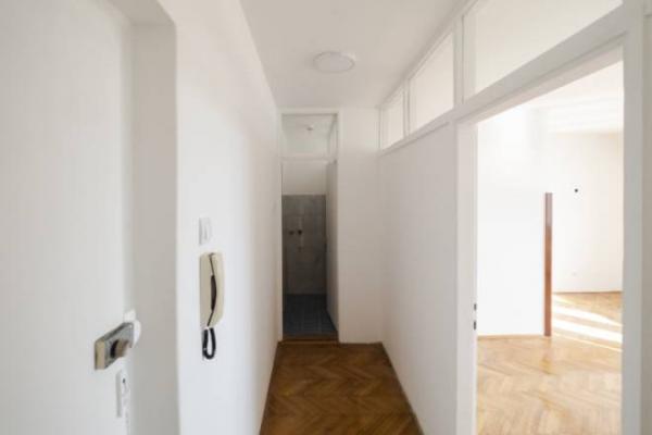 Stan na prodaju u Beogradu, Crveni Krst, jednosoban, 35m2, cena 165000 evra
