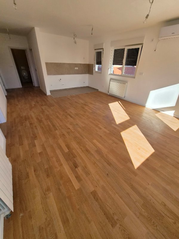 Stan na prodaju u Beogradu, Medaković 3, trosoban, 60m2, cena 168000 evra
