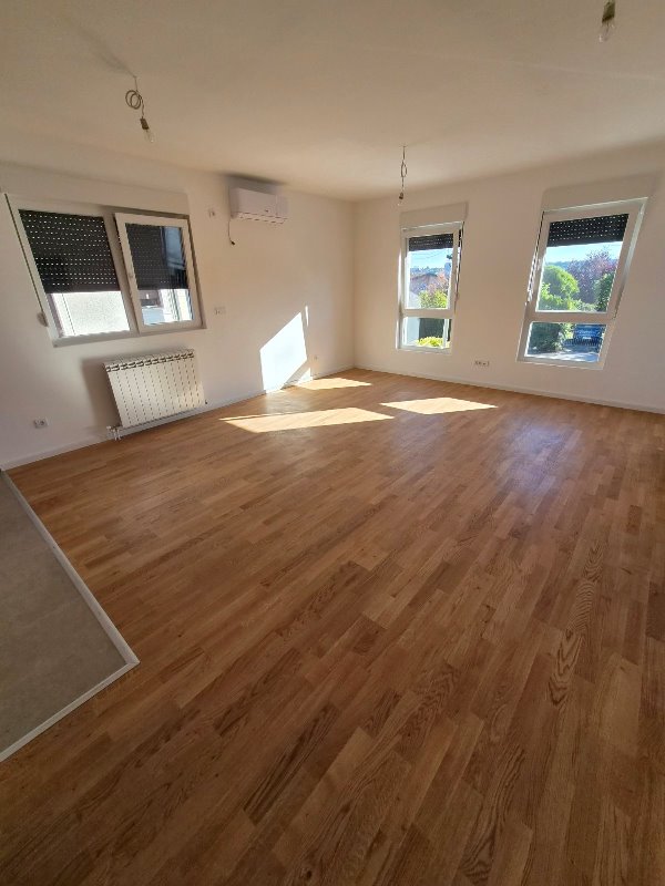 Stan na prodaju u Beogradu, Medaković 3, trosoban, 60m2, cena 168000 evra