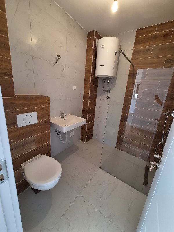 Stan na prodaju u Beogradu, Medaković 3, trosoban, 60m2, cena 168000 evra