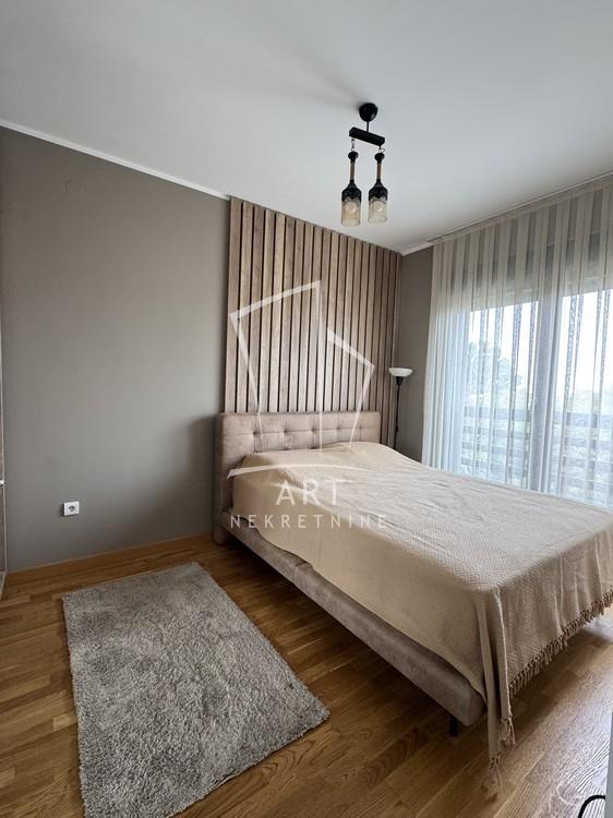 Stan na prodaju u Beogradu, Olimp, dvosoban, 51m2, cena 220000 evra