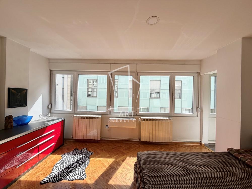 Stan na prodaju u Beogradu, Vračar (Hram), jednosoban, 30m2, cena 183000 evra