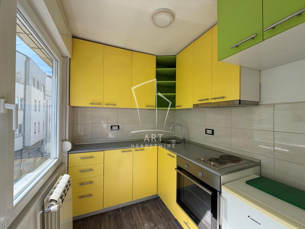 Stan na prodaju u Beogradu, Vračar (Hram), jednosoban, 30m2, cena 183000 evra