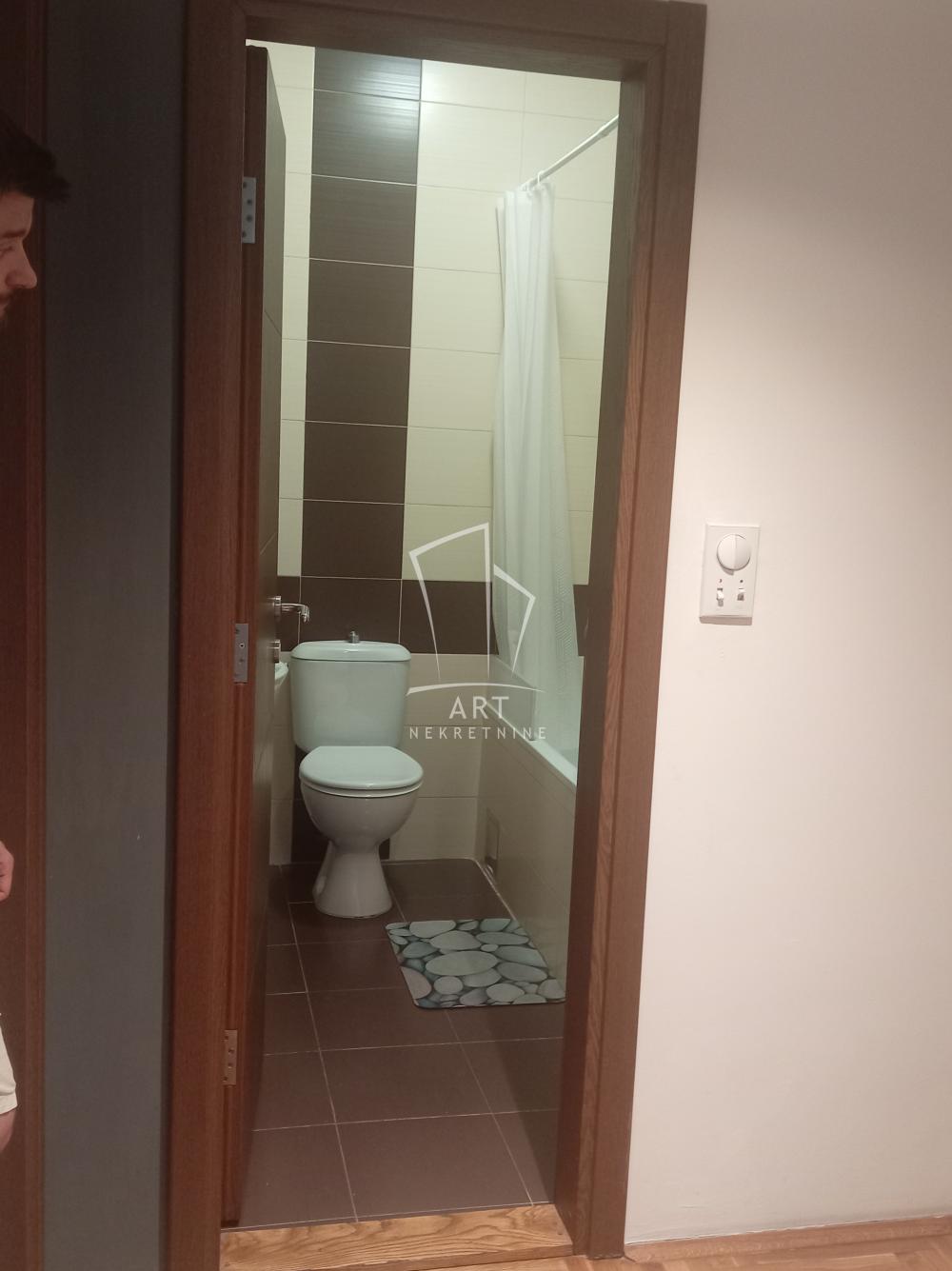Stan na prodaju u Beogradu, Vojvode Stepe, dvosoban, 52m2, cena 240000 evra