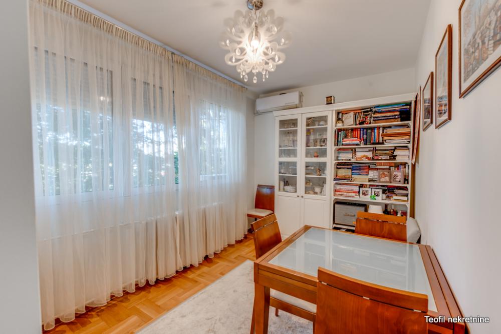 Stan na prodaju u Beogradu, Save Kovačevića, trosoban, 76m2, cena 249000 evra