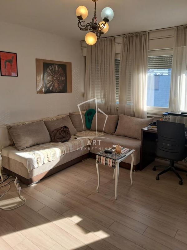 Glavna slika oglasa 274428