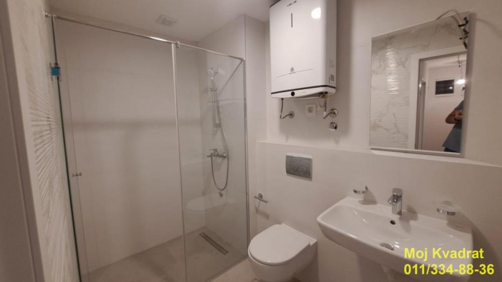 Stan na prodaju u Beogradu, Autokomanda, cetvorosoban, 94m2, cena 286700 evra