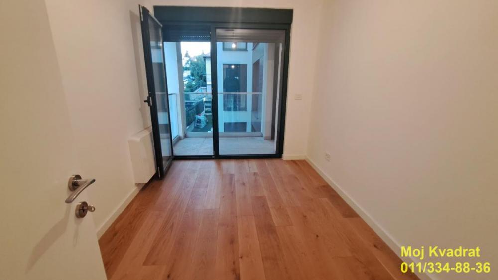 Stan na prodaju u Beogradu, Autokomanda, cetvorosoban, 94m2, cena 286700 evra