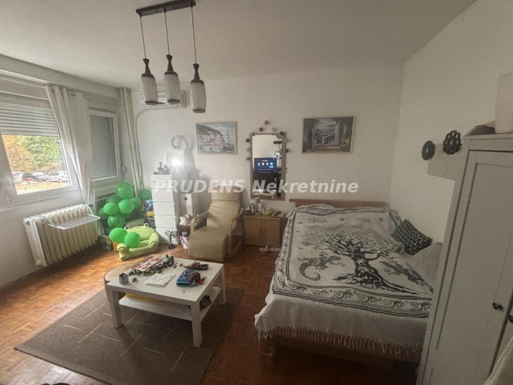 Stan na prodaju u Beogradu, Šumice, dvosoban, 50m2, cena 165000 evra
