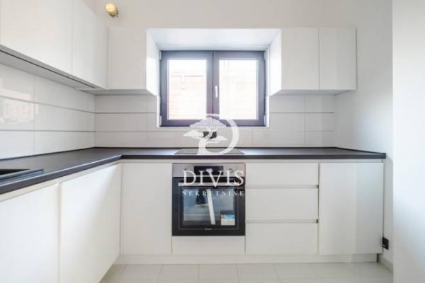 Stan na prodaju u Beogradu, Senjak, trosoban, 84m2, cena 355000 evra