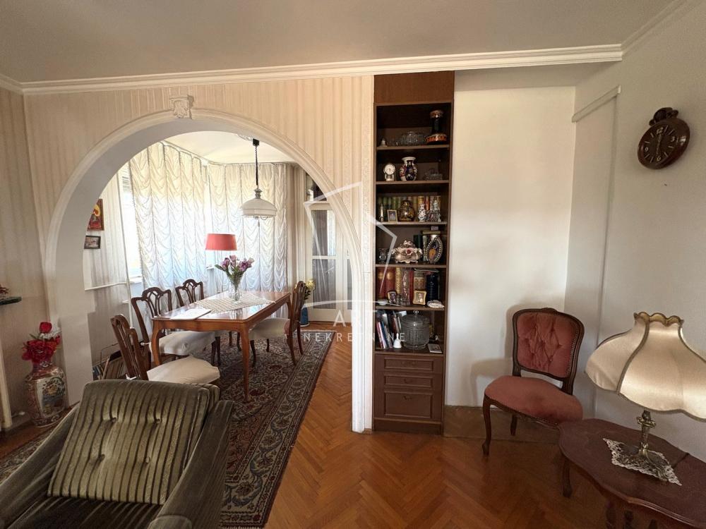 Stan na prodaju u Beogradu, Vračar (Hram), 136m2, cena 724000 evra
