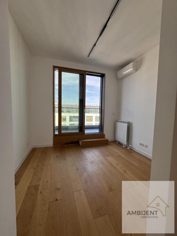 Stan na prodaju u Beogradu, Novi Beograd blok 65, trosoban, 107m2, cena 465000 evra