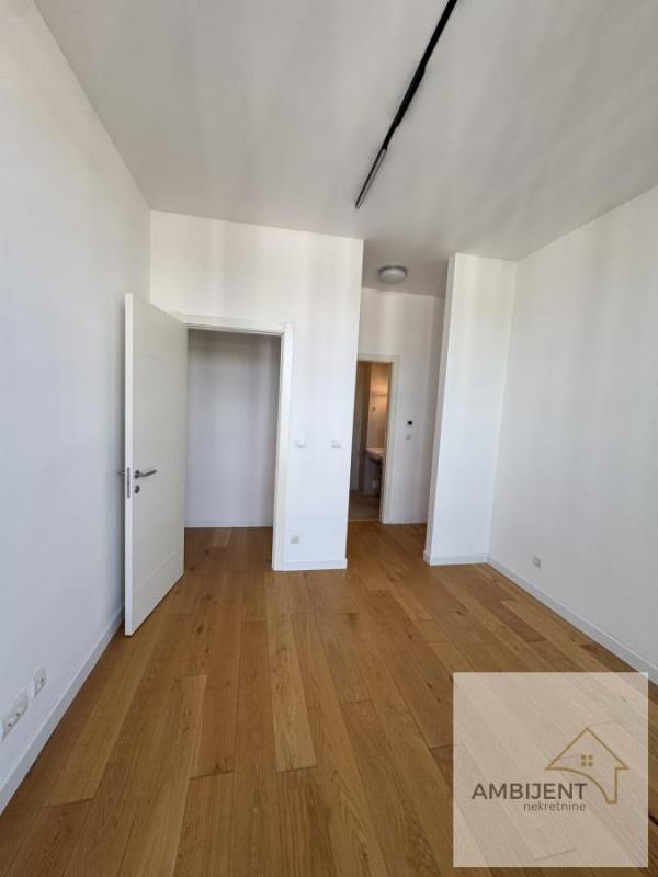 Stan na prodaju u Beogradu, Novi Beograd blok 65, trosoban, 107m2, cena 465000 evra