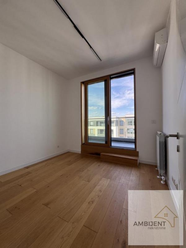 Stan na prodaju u Beogradu, Novi Beograd blok 65, trosoban, 107m2, cena 465000 evra