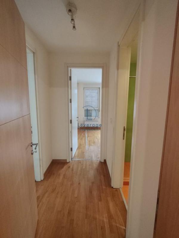Stan na prodaju u Beogradu, Novi Beograd blok 67A (Belvile), trosoban, 106m2, cena 380000 evra