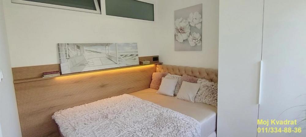 Stan na prodaju u Beogradu, Novi Beograd blok 63, dvoiposoban, 44m2, cena 198000 evra