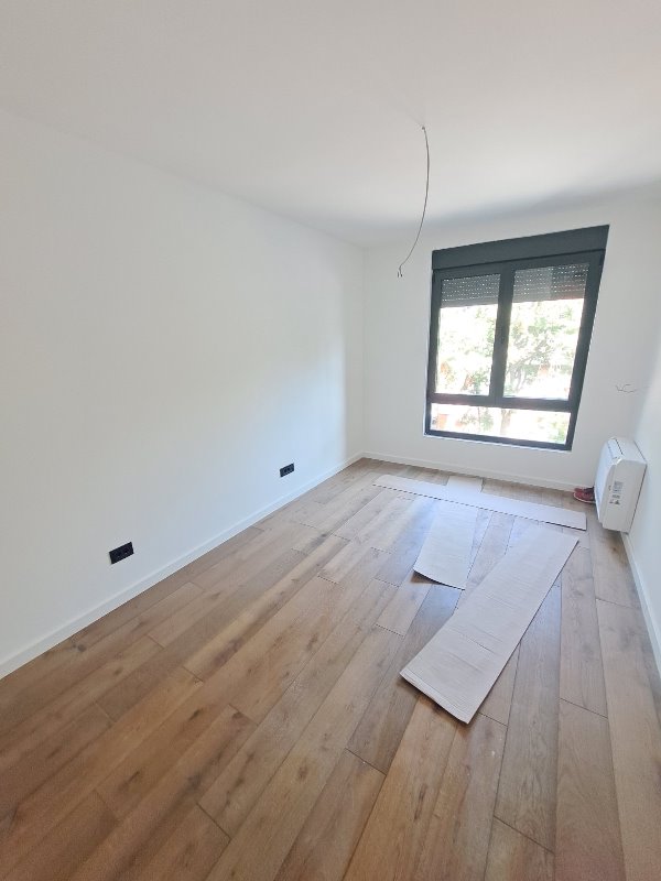 Stan na prodaju u Beogradu, Karaburma, dvosoban, 60m2, cena 180000 evra