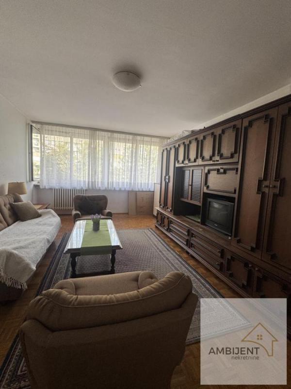 Stan na prodaju u Beogradu, Novi Beograd blok 21 (10. gimnazija), dvosoban, 72m2, cena 278500 evra