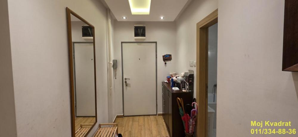 Stan na prodaju u Beogradu, Bežanijska kosa, dvosoban, 61m2, cena 260000 evra