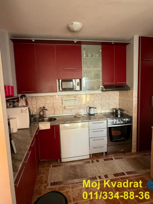 Stan na prodaju u Beogradu, Cerak, dvosoban, 65m2, cena 239000 evra